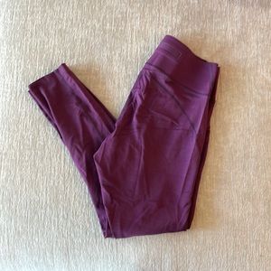 Outdoor voices OV eggplant leggings with back pocket